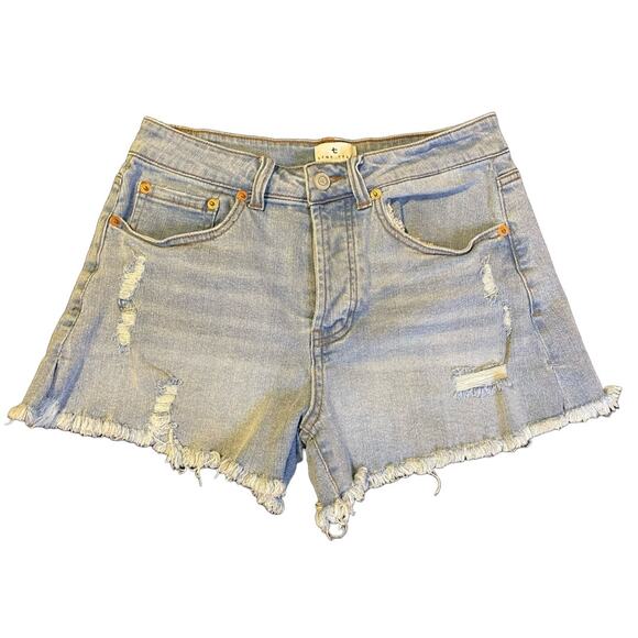 ♥️= 3/$15 Bundle True Craft Distressed Light Wash 2/XS High Rise Cutoff Shorts - Picture 1 of 5